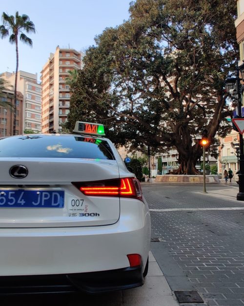 Taxi Castellón - Aeropuerto y Estación